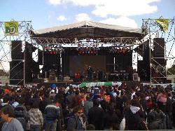 Escenario con techo de 13 x 8 Alquiler para eventos