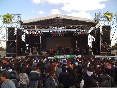 Escenario con techo de 13 x 8